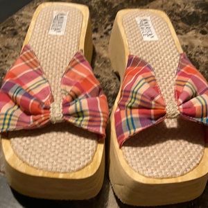 American Eagle sandals size 10 NWOB